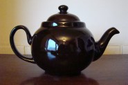 Classic Brown Betty teapot with Rockingham glaze