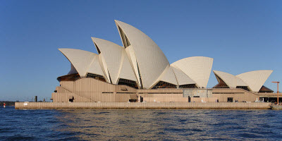 Sydney opera house side view