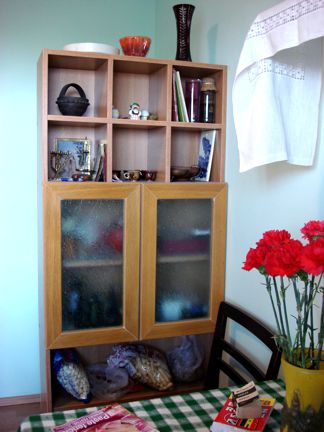 The tea cabinet The tea cabinet