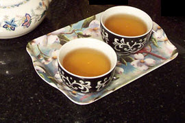 Another version of Earl Grey made with white tea. Another version of Earl Grey made with white tea.