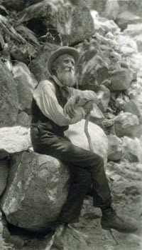 John Muir, Scottish-American naturalist & tea lover, in 1907. Image from Wikimedia Commons.