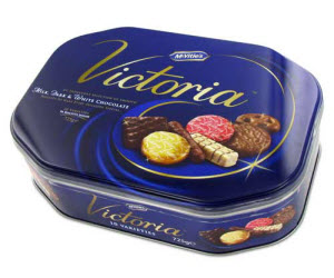 McVitie’s Victoria Chocolate Biscuit Tin (Photo source: The English Tea Store)