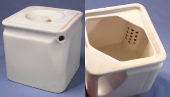 The CUBE Teapot (Photo source: screen capture from site)