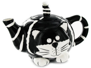 Chester the Cat Teapot (ETS image)